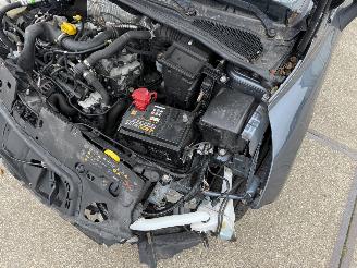 Renault Clio 0.9 TCe Intens picture 16