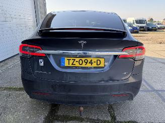 Tesla Model X 75D 7-Seats picture 4