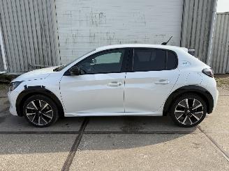 Peugeot e-208 GT Pack 50 kWh picture 6