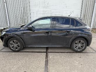 Peugeot e-208 Blue Lease Allure 50 kWh picture 6