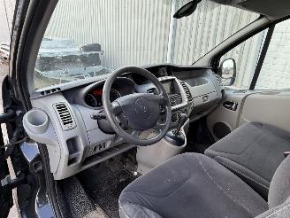 Renault Trafic 2.0 dCi T29 L2H1 Automaat picture 13