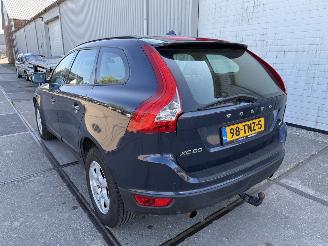 Volvo Xc-60 2.0 T5 Kinetic picture 3
