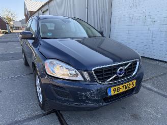 Volvo Xc-60 2.0 T5 Kinetic picture 13