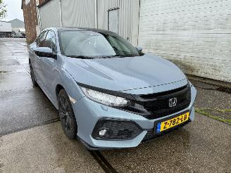 Vaurioauto  passenger cars Honda Civic 1.5i-VTEC Sport Plus Panoramadak 2018/5
