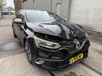 krockskadad bil auto Renault Mégane 1.2 TCe GT-Line Automaat 2017/1
