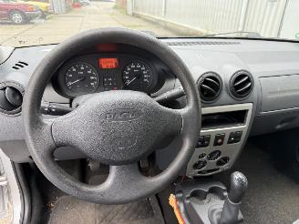 Dacia Logan MCV 1.4 Ambiance Airco picture 15