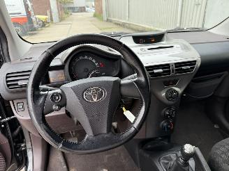 Toyota iQ 1.0 VVTi Comfort picture 14