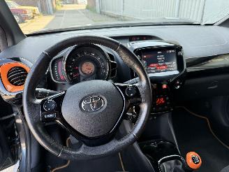 Toyota Aygo 1.0 VVT-i JBL picture 14