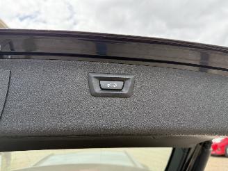 BMW 3-serie 320i High Executive M-Sport picture 6
