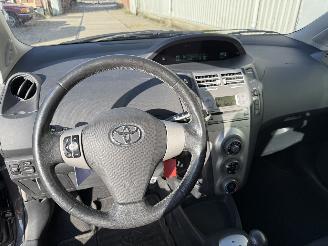 Toyota Yaris 1.3 VVTi Sol Automaat picture 15