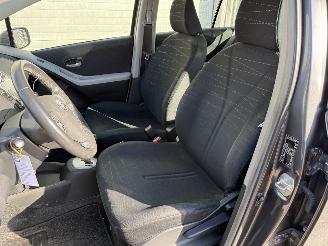 Toyota Yaris 1.3 VVTi Sol Automaat picture 19