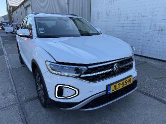 skadebil auto Volkswagen T-Roc 1.5 TSI DSG Style Panoramadak Leer 2023/8