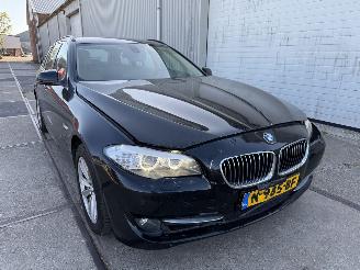krockskadad bil auto BMW 5-serie 528i Touring 2012/10