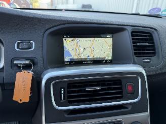 Volvo V-60 2.4 D6 AWD Plug in Hybrid Summum picture 20
