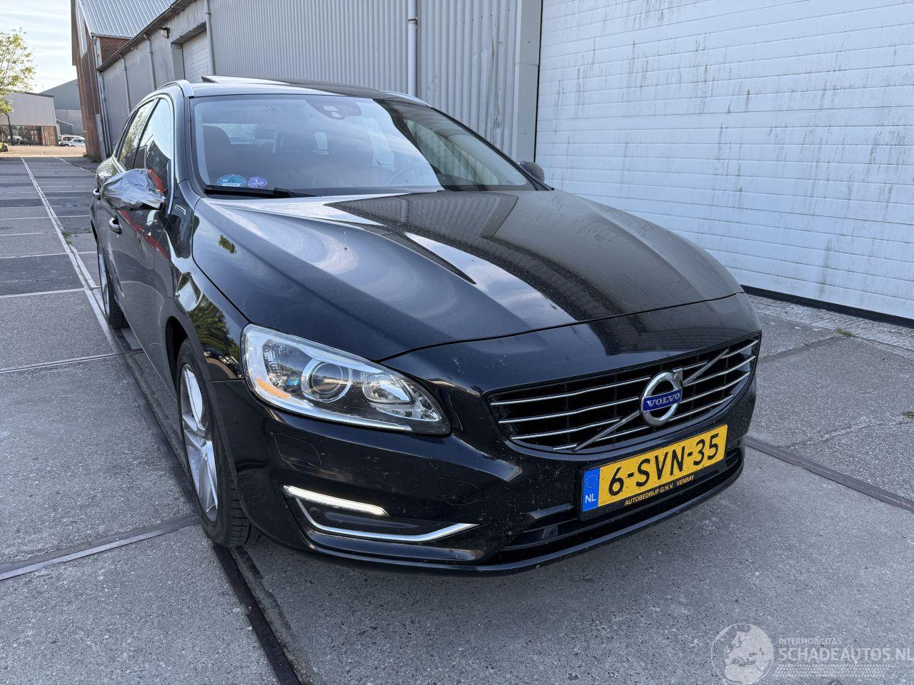 Volvo V-60 2.4 D6 AWD Plug in Hybrid Summum
