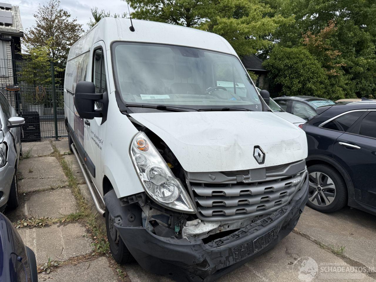 Renault Master T35 2.3 dCi L3H2