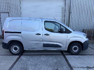 Peugeot Partner 1.6 BlueHDI Premium picture 2