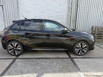 Peugeot e-208 GT Pack 50 kWh Panoramadak picture 7