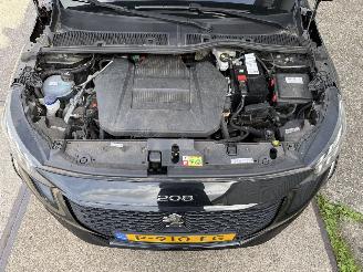 Peugeot e-208 GT Pack 50 kWh Panoramadak picture 14