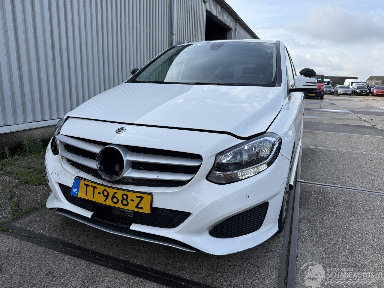 Mercedes B-klasse 220d Ambition Automaat