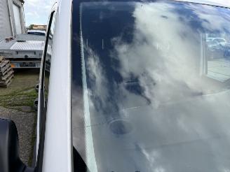 Volkswagen Transporter 2.0 TDI DSG L2H1 150PK picture 15