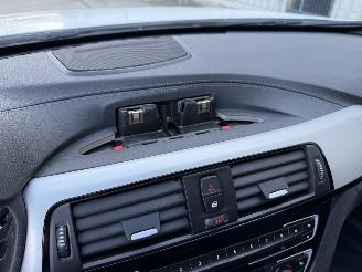 BMW 3-serie 330i Touring M-Sport picture 16