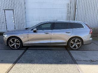 Volvo V-90 2.0 T8 TE AWD Inscription picture 11