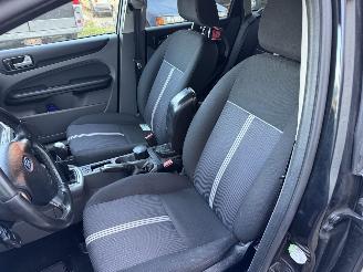 Ford Focus 1.6 TDCi Limited picture 19