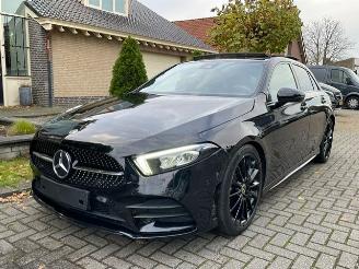 Damaged car Mercedes A-klasse 180 d AMG LINE PANORAMADAK NAVI CAMERA LED 2022/11