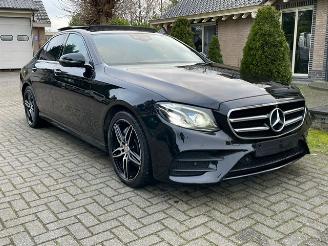 skadebil auto Mercedes E-klasse 220 d AMG LINE PANO NAVI CAMERA NIGHT LED 2017/2