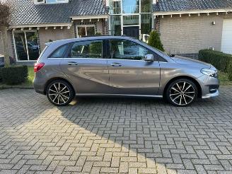 Mercedes B-klasse 200 d PANORAMADAK CAMERA NAVI LED picture 5