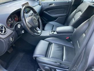 Mercedes B-klasse 200 d PANORAMADAK CAMERA NAVI LED picture 9