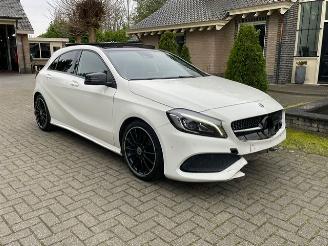 skadebil auto Mercedes A-klasse 180 AMG LINE PANORAMADAK NAVI CAMERA 2017/9