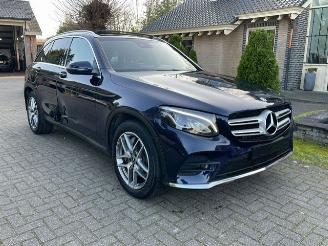 Voiture accidenté Mercedes GLC 220 d 4MATIC AMG-LINE PANO NAVI CAMERA 2018/8