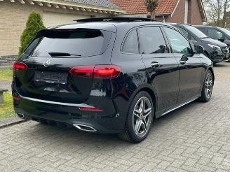 Mercedes B-klasse 180 AMG LINE PANORAMADAK NAVI CAMERA LED picture 6