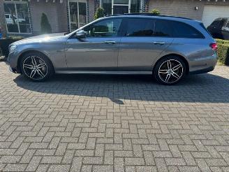 Mercedes E-klasse 300 de AMG LINE PANO WIDESCREEN NIGHT picture 2