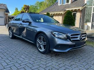 Mercedes E-klasse 220 d AVANTGARDE PANO NAVI CAMERA LED picture 4