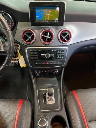 Mercedes Cla-klasse AMG 45 4MATIC PANO LEDER BI XENON NAVI CAMERA picture 11