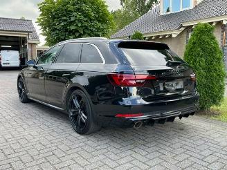 Audi A4 Avant QUATTRO 2.0 TFSI  S-line picture 3