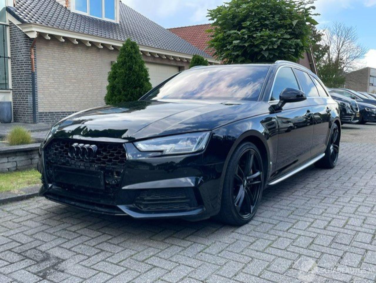 Audi A4 Avant QUATTRO 2.0 TFSI  S-line