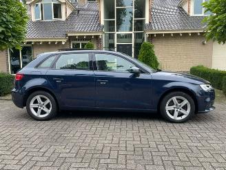 Audi A3 Sportback 35 TDI S-TRONIC PANO NAVI LEDER picture 5