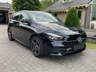 Unfallwagen Mercedes B-klasse 250 e AMG LINE LED CAMERA NAVI 2022/3