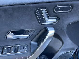Mercedes A-klasse 200 AMG LINE PANO LED NAVI CAMERA picture 13