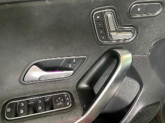 Mercedes A-klasse 180 d AMG LINE PANO NAVI CAMERA LED picture 13