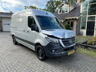 krockskadad bil bedrijf Mercedes Sprinter 316 CDI L2H2 AUT NAVI LED CAMERA 2020/3