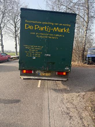 krockskadad bil bedrijf Mercedes Sprinter SPRINTER 412 D XLANG 1997/4