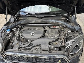 Mini Countryman HYBRIDE SE ALL4 AUTOMAAT NAVI CLIMA LEER CRUISE LED B.J 2019 PLUG IN picture 14
