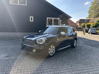 skadebil auto Mini Countryman COOPER 1.5 NAVI CLIMA CAMERA LED KEYLESS LED B.J 07-2019 2019/7