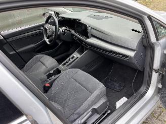 Volkswagen Golf HYBRIDE 1.4 PLUG IN AUTOMAAT NAVI CLIMA CAMERA LED B.J 2021 picture 9