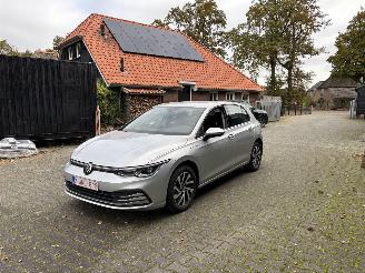 krockskadad bil auto Volkswagen Golf HYBRIDE 1.4 PLUG IN AUTOMAAT NAVI CLIMA CAMERA LED B.J 2021 2021/5